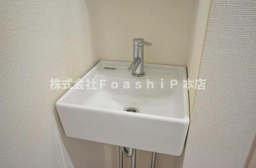 グランクオール鮫洲の洗面所
