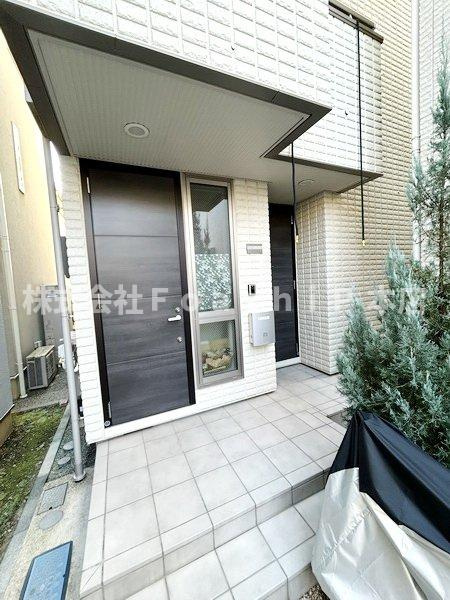 へーベルメゾン小杉町のエントランス