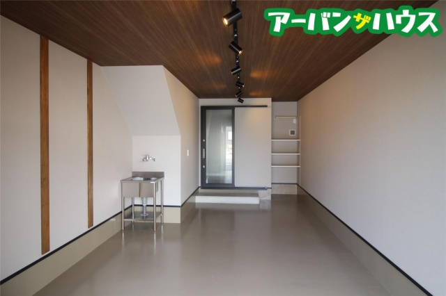 GrandGarageNAKASEの内装