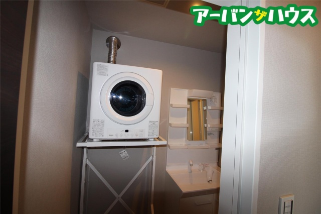 GrandGarageNAKASEの洗面所