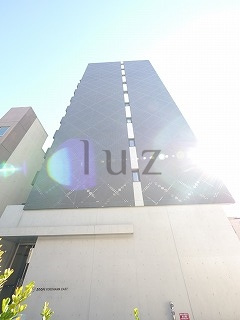 ズーム横濱EASTの外観