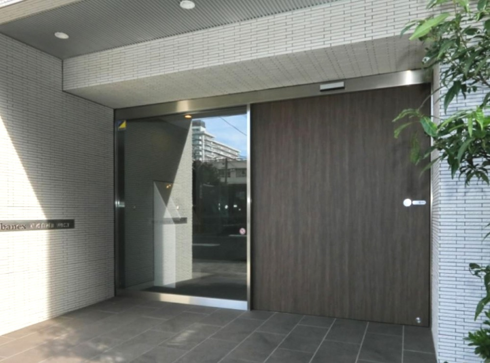 アーバネックス清澄白河Ⅱ WEST棟のエントランス