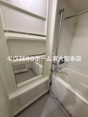 フレンシアノイエ難波南の浴室