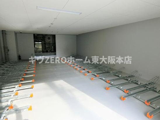 S-RESIDENCE日本橋Qualieの駐車場