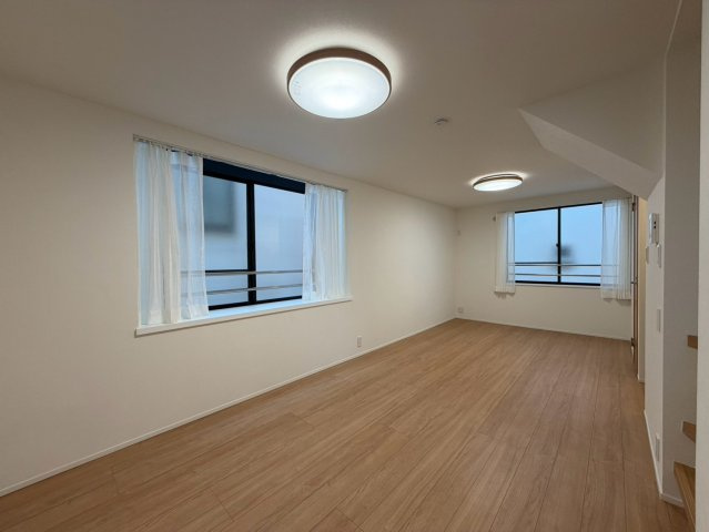 大田区東馬込　リノベーション中古戸建の居間・リビング