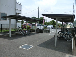 屋根付き駐輪場