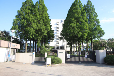 獨協大学まで1400ｍ