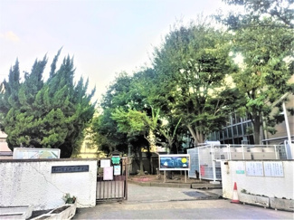 草加市立新栄中学校まで600ｍ