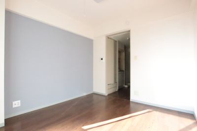 明るい印象のお部屋です