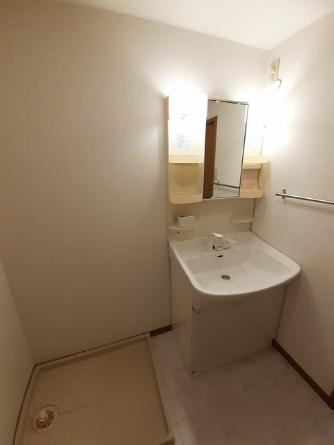 ソレイユ　スクエアーＢの洗面所
