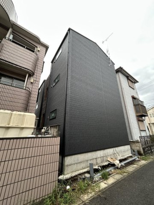 クリエイトエス・ディー大和下鶴間店 徒歩3分。 220m
