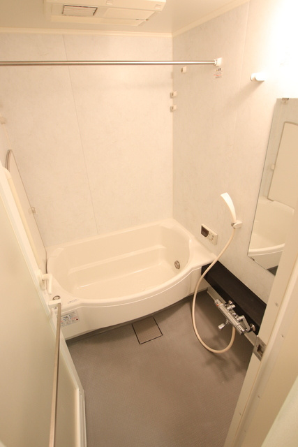 ★追い焚き・浴室乾燥機付きです★