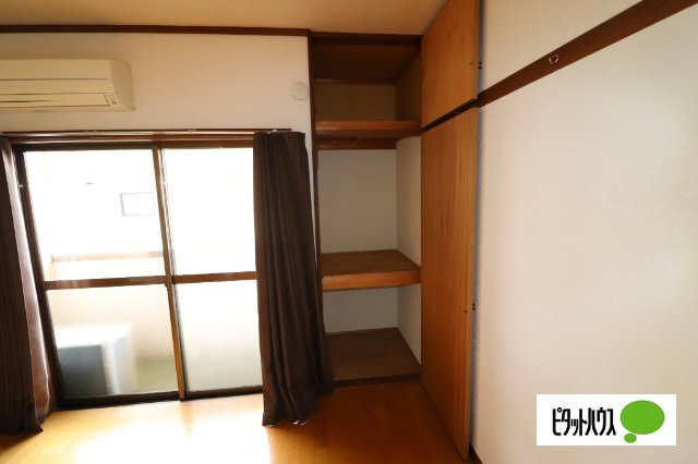 南町山岸ハイツⅠの収納