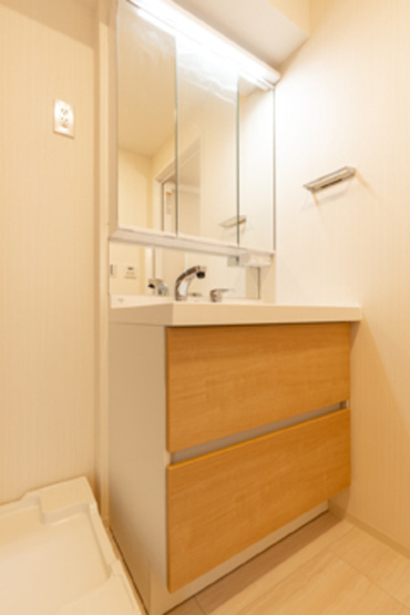 【洗面所】 | ＹＵＮＯ　ＡＲＴ　ＫＡＭＥＩＤＯ | ※写真は同タイプ住戸です。
