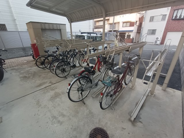 【その他】 | レオパレスセジュール新保 | 駐輪スペースです。