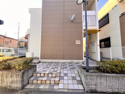 【その他】 | レオパレスマエダ | 物件入り口です。