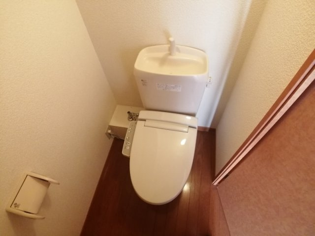 【その他】 | レオパレスマエダ | 温水洗浄便座付きです。