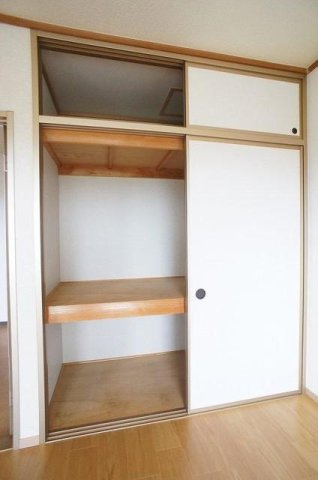 レクサスの収納