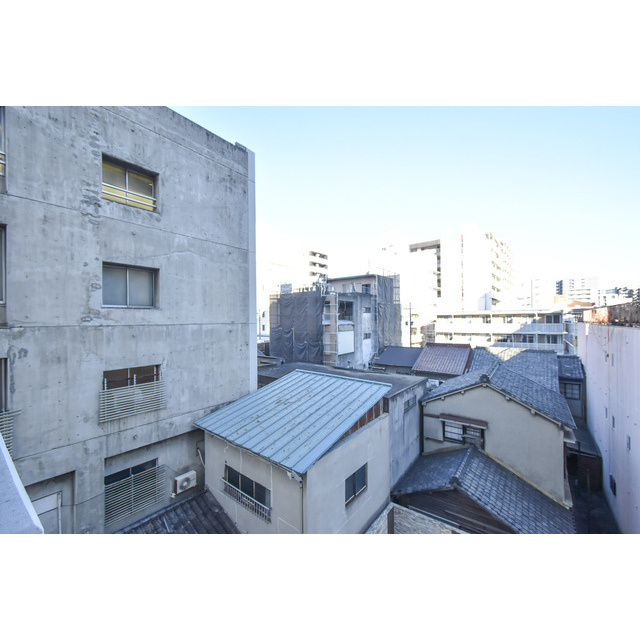 ファーストレジデンス栄の展望