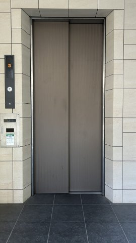 アリエさいたま新都心の玄関