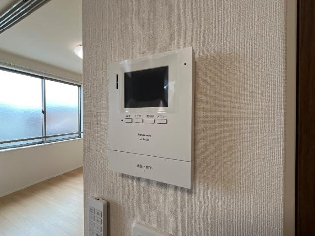 ブルーシャトーの内装|カメラ付インターホン