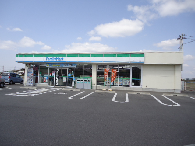 メゾンかのんの周辺|ファミリーマート春日井大手町店まで131ｍ