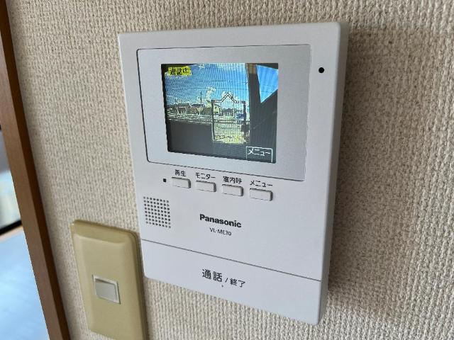 メイプルハウスの内装|カメラ付インターホン