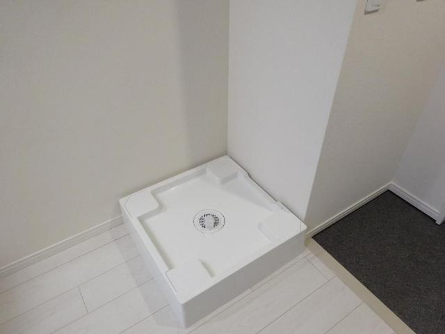 スカイウェストの洗面所|室内洗濯機置場