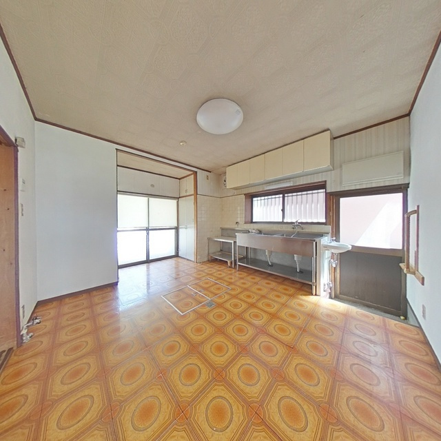 各務原市蘇原申子町１丁目の一戸建てのキッチン