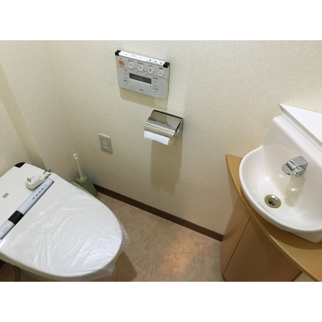 岐阜市柳川町の一戸建てのトイレ|2階トイレ