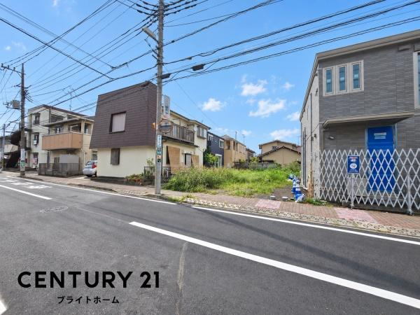 横浜市瀬谷区三ツ境の新築一戸建の前面道路含む現地写真|周辺物件、周辺環境も合わせてご案内可能です！
お気軽にお問い合わせください。