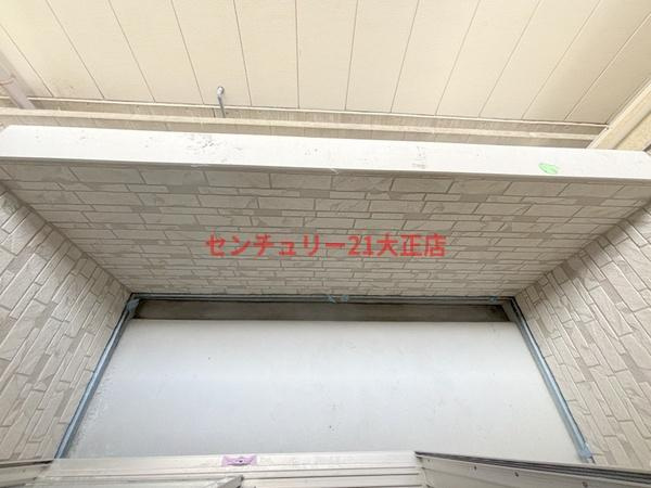 アート大正のバルコニー
