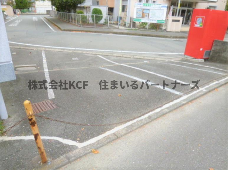 アドバンス参番館の駐車場|カースペースがあります