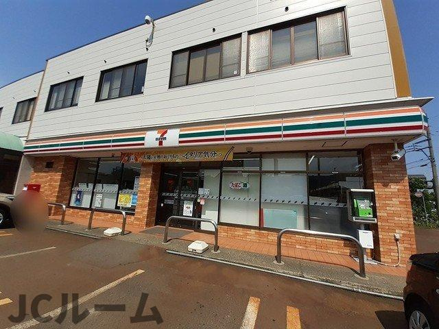 クレメントⅢの周辺|セブン上越高田インター店まで800m
