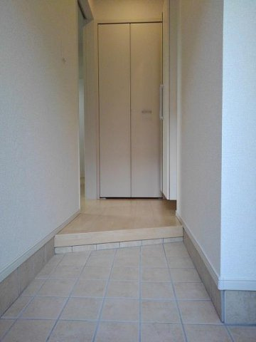ブライト　Ｉの玄関
