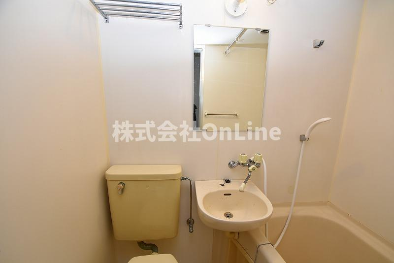東大阪市上小阪２丁目の賃貸マンションの洗面所