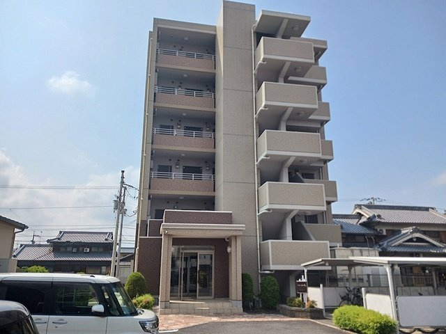 ルミエール山越