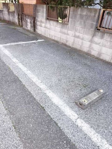 ラ・ポールの駐車場