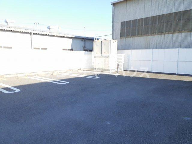 カーサ　ドマーニの駐車場|駐車場があります