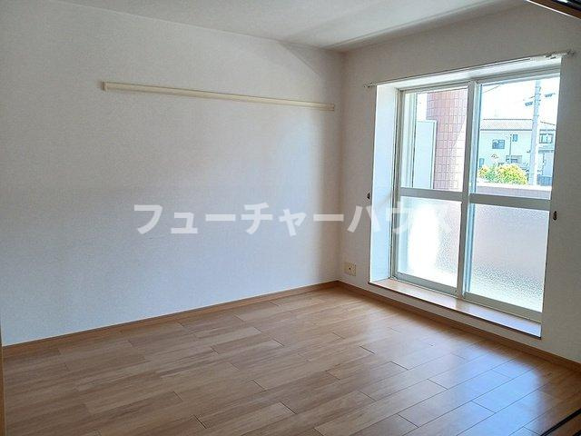エストレーノ見川１００のその他