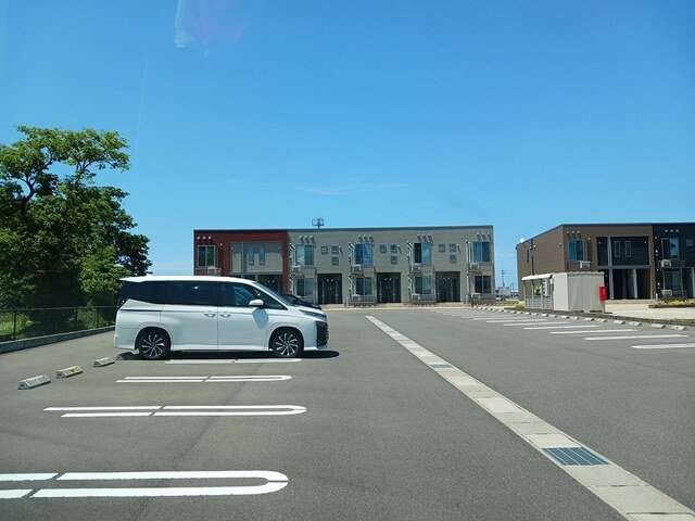 ノースヒルズⅠの駐車場