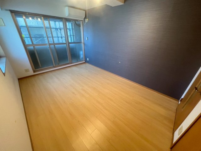 レジデンス富久寿の居間・リビング