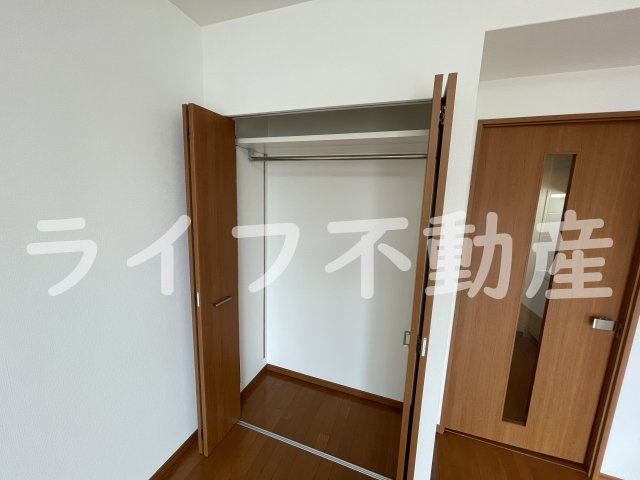グランシス高井田の収納