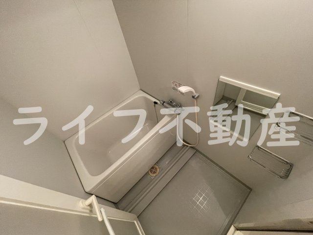 グランシス高井田の浴室