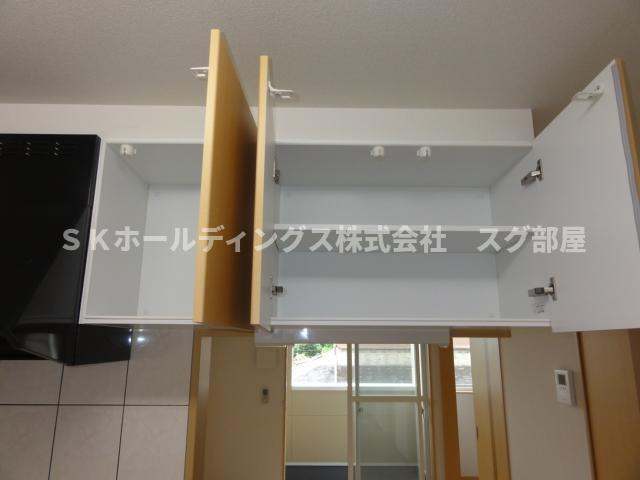 フィオーレのキッチン|キッチン吊戸棚
