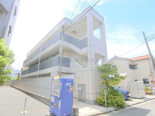F-BASE EastⅡの外観