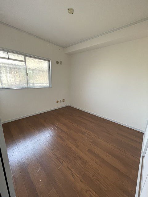 マンションエウォールの寝室