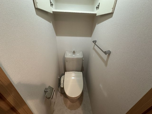 パレステュディオ銀座二丁目のトイレ|同タイプ別住戸写真となります。現況と異なる場合がございます。
