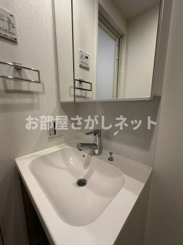 プラシア蒲田 ＴＨＥ ＧＲＡＮＤ ＲＥＳＩＤＥＮＣＥの洗面所|同タイプ別住戸写真となります。現況と異なる場合がございます。