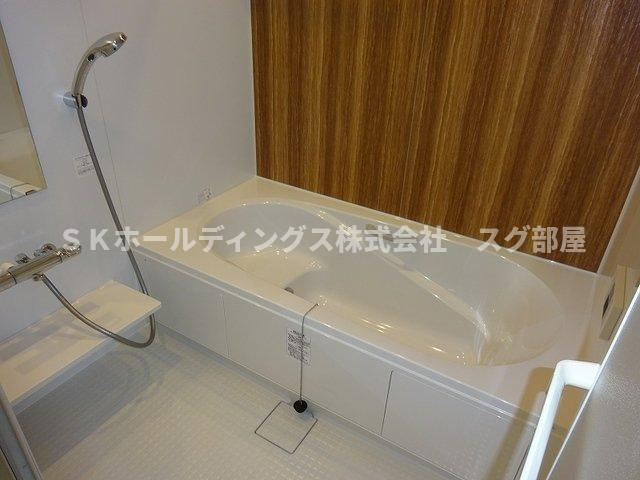 メゾンフランＦの浴室